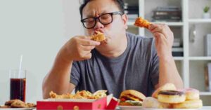 Managing Stress Eating: Tips for Tackling Emotional Cravings