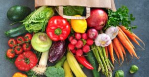 Smart Eating: Tips to Keep Your Blood Sugar in Check