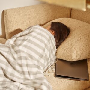 Unlocking the Power of Naps: Recharge Wisely!